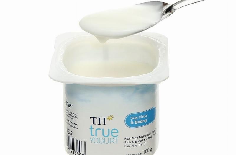 Sữa TH True Milk ít đường phù hợp với trẻ em để phát triển xương và răng chắc khỏe